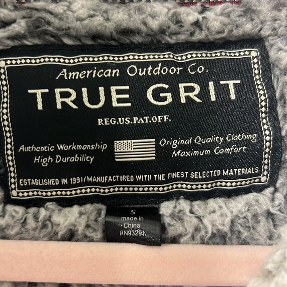 True grit pullover- Gray Small - Picture 2 of 3